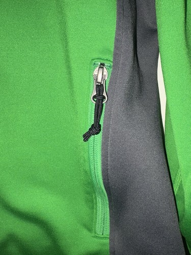 LL Bean Softshell Jacket Adult size Small R Green Windproof Water Resistant EUC - Picture 3 of 4