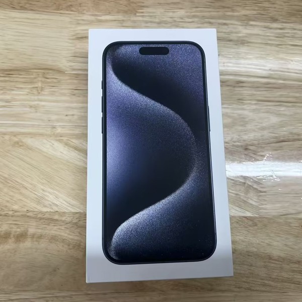 Apple iPhone 15 Pro - 256 GB - Natural Titanium (Unlocked) for