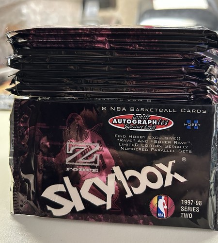 (25) 1997-98 Fleer Skybox Z Force Series Two NBA Basketball Cards Hobby Packs - Picture 1 of 3