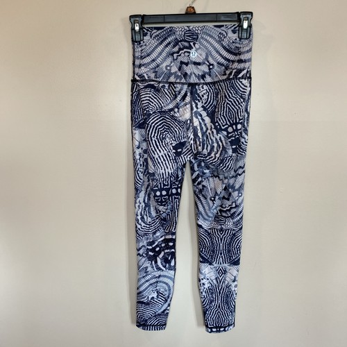 Lululemon Highest Times Pant Wanderlust Winged Mosaic White Naval Blue Size 4 - Picture 4 of 8