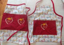 Matching Aprons for Mom and Daughter Apron Set Suitable For Cooking, Gardening
