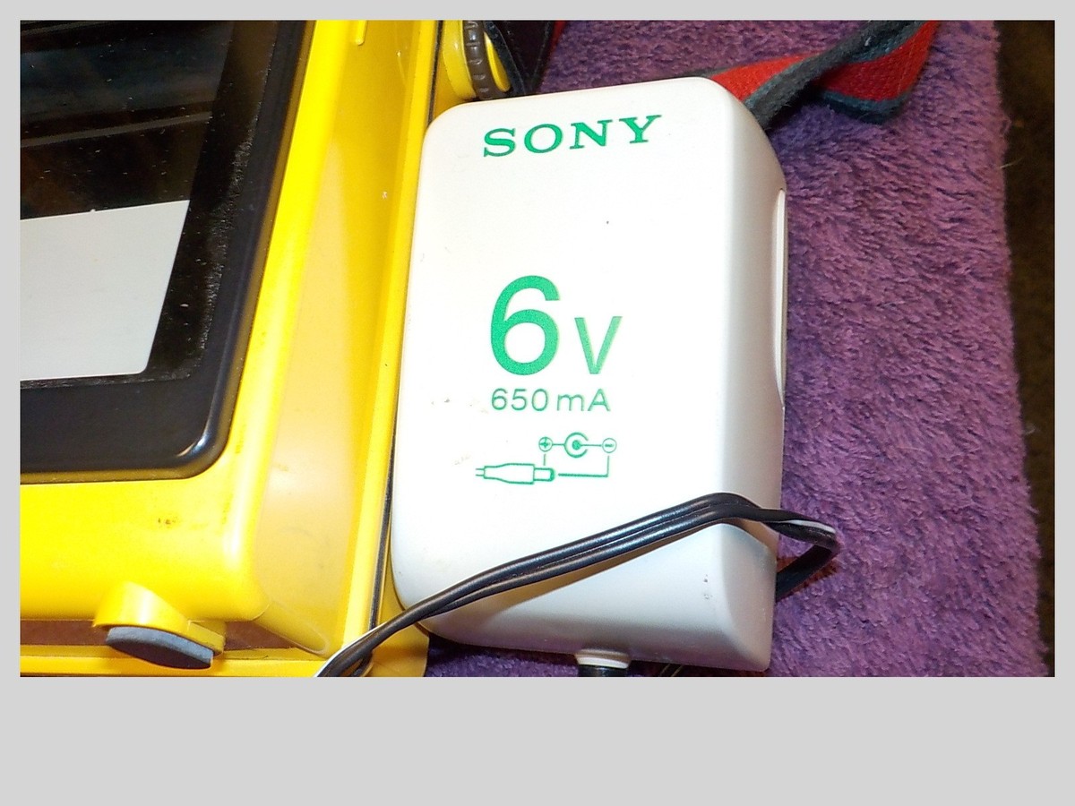 1980s Sony Sports Watchman TV & FM w/ Power Cord Model No