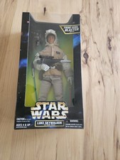 Kenner's Star Wars Collection 12  Luke Skywalker In Hoth Gear Action Figure 1996