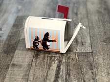 Vintage MINI DECORATIVE TIN MAILBOX Montage Giftco Bears