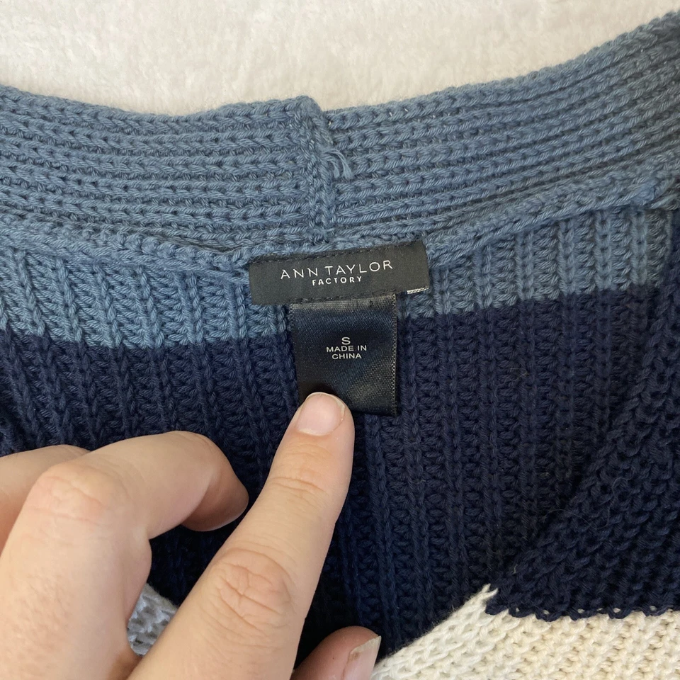 Suéter Ann Taylor Rayas Manga Larga Rosa/Gris/Negro/Blanco/Amarillo Talla Pequeña Foto 2 de 4