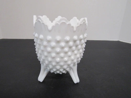 Vintage Fenton Milk Glass White Hobnail Egg Shaped 3 Footed Vase/Base/Dish 4.75”