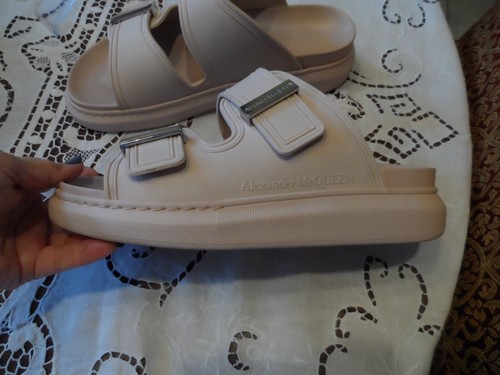 Alexander McQueen Light Pink Rubber Slide Sandals Size 39B - Picture 4 of 23
