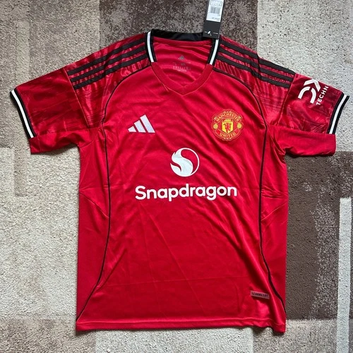 Manchester United 25/26 Home Shirt - Men’s – NEW WITH TAGS – 100% Authentic