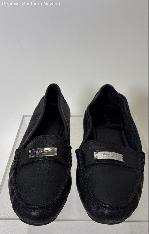 Coach Women's Black Loafer Flats - Size 8.5