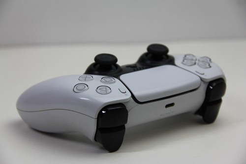 Sony DualSense Wireless Controller - White - Picture 7 of 8