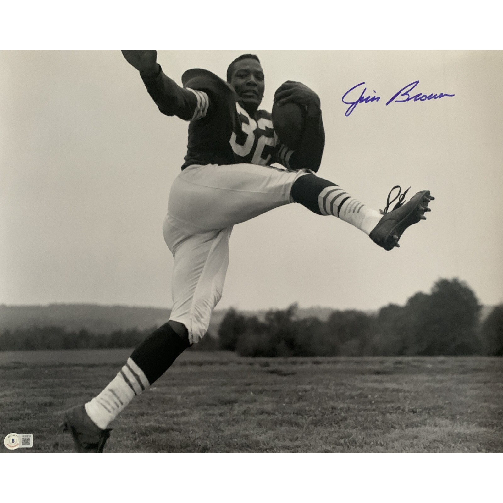 Brown Autographed Signed Cleveland Browns Jim / Cleveland s 16x20 Photo Beckett 48941 