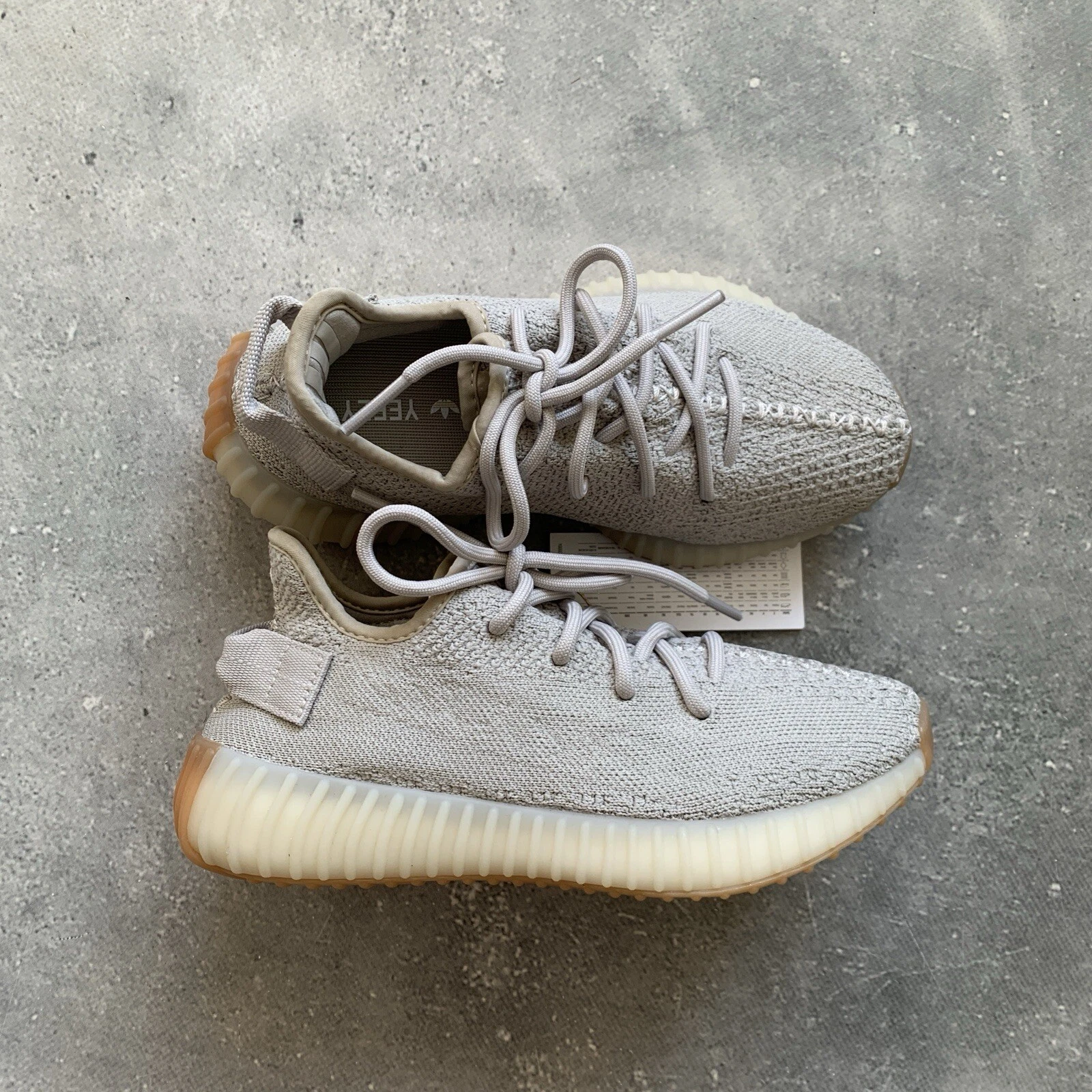 SNEAKERS ADIDAS YEEZY 350 V2 SESAME BOOST TAGLIA US 4 UK 3 1 2 EU 36