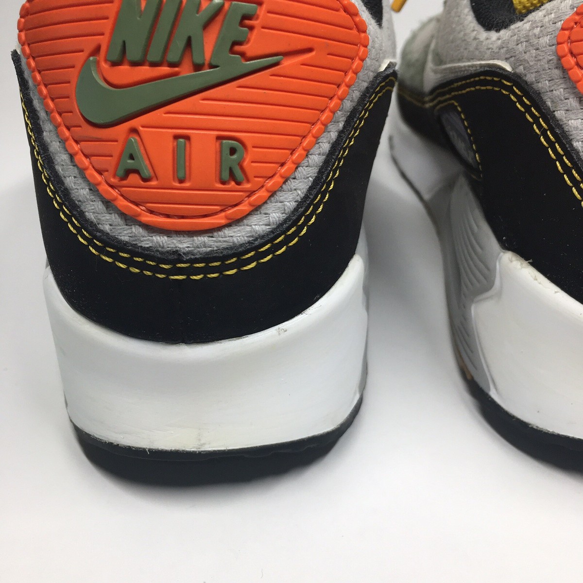 NIKE Air Max 90 Men’s Size 10 Fresh Perspective Buckle SPIRAL SAGE DC2525-300 Nike Air Max 90 Fresh Perspective DC2525-300 | Kicks Finder main image 3
