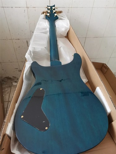 Guitarra eléctrica de cuerpo azul con 3 pastillas, diapasón de palo de rosa, herrajes dorados - Imagen 6 de 6