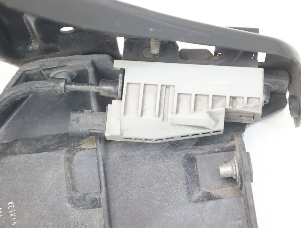 Schloßträger Mercedes E Klasse S212 2126200600 3.0 170 KW 231 PS Diesel 06-2013 - Imagem 3 de 4