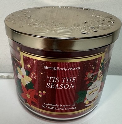 Bath & Body Works White Barn  Tis The Season 3-Wick Candle, Red, 14.5 oz NEW