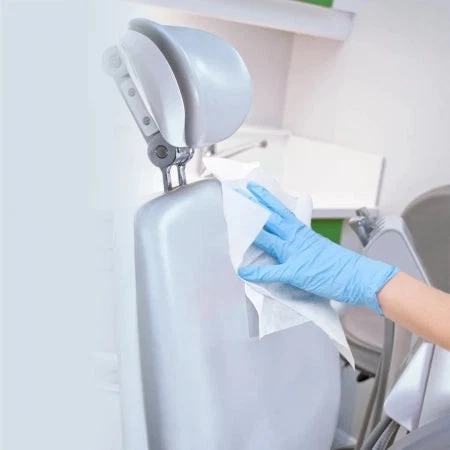 Clinell Universal Disinfectant Wipes - Easy to carry flat pack - Picture 6 of 8