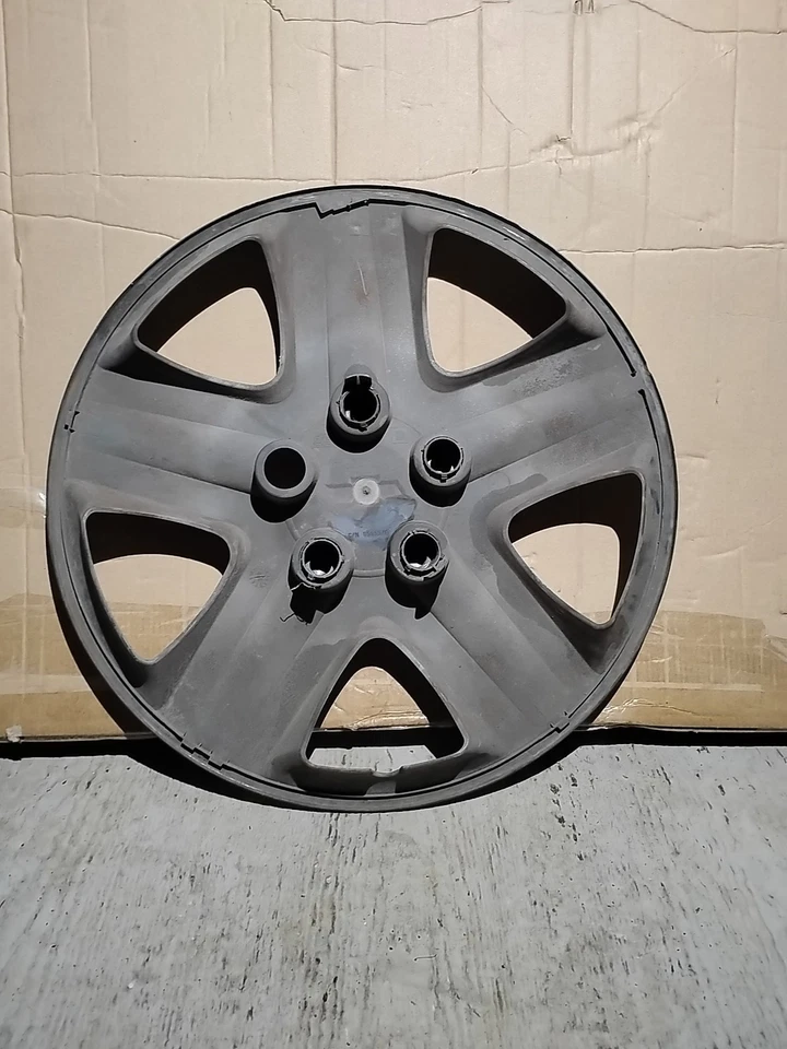 Cubierta de rueda/llanta de 16 pulgadas para Chevrolet Impala 2006-2011 OEM: 9595370 Foto 2 de 2