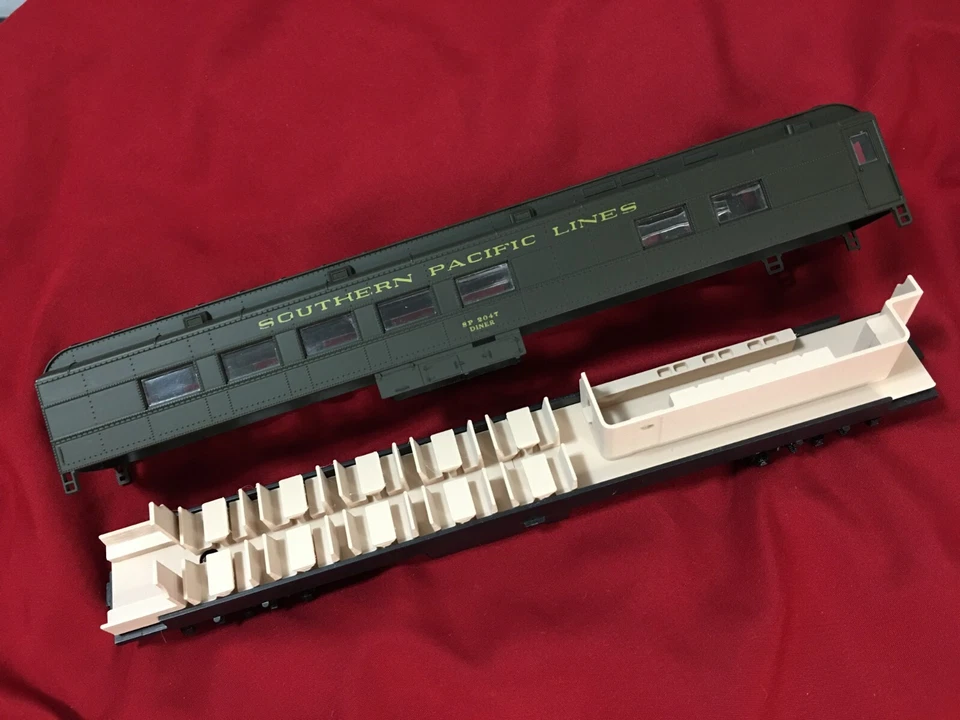 Passenger Car Interior KIT for Athearn 72ft Heavy-Weight (Standard Steel) Dining - Image 2 of 4