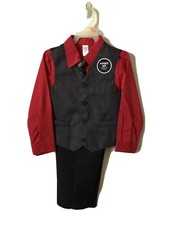 boys 4 piece suit New with tags Red and Black Size 4T