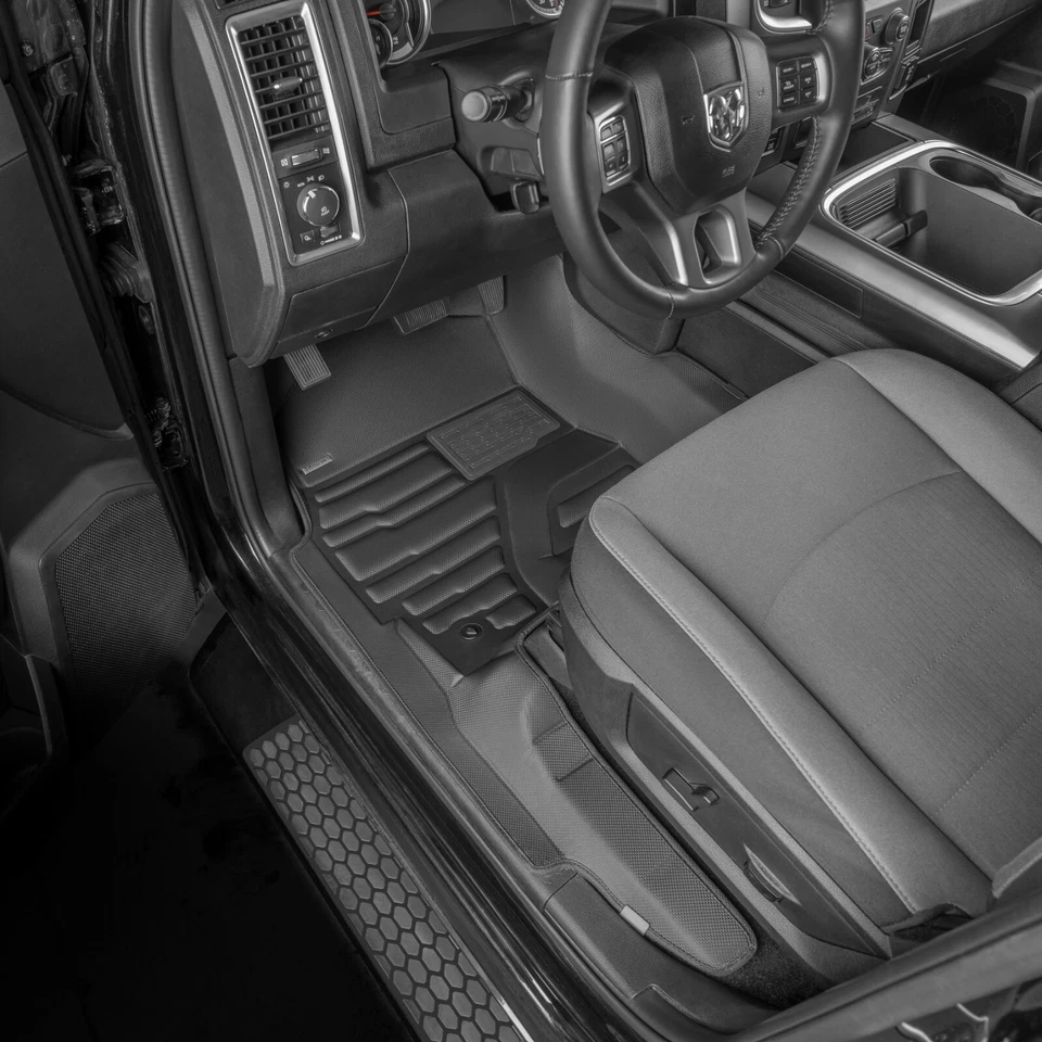TuxMat Custom Floor Mats for Dodge Ram 1500 Classic Crew - 2019-2024 - Full Set Foto 2 de 4