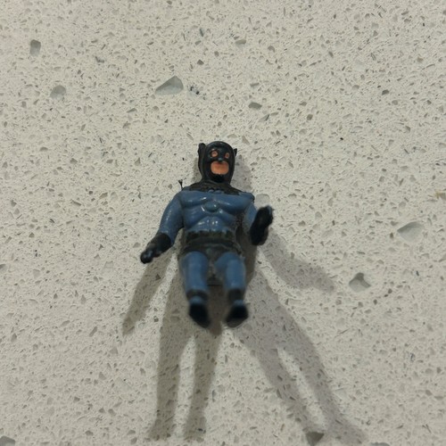Corgi Toys 1967 Batmobile 267 Original Batman Figure Figurine - Picture 2 of 6