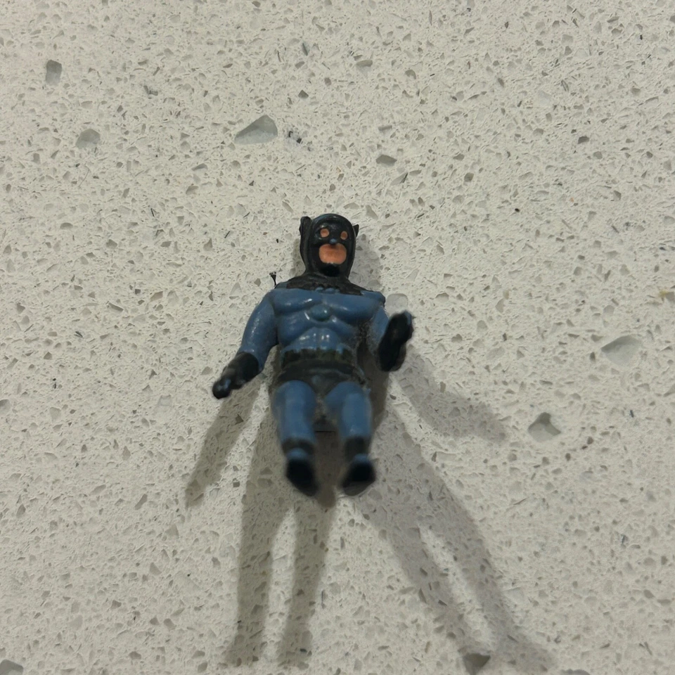 Corgi Toys 1967 Batmobile 267 Original Batman Figure Figurine - Image 2 of 4