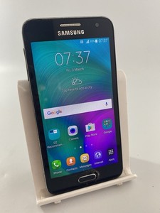 Samsung Galaxy A3 2015 schwarz O2 Netzwerk 16GB 4,5" Android Smartphone gesprungen