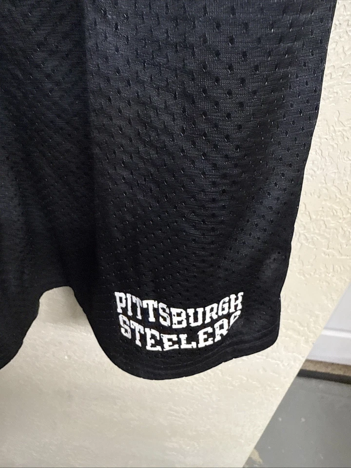 Мужские средние шорты Reebok NFL Pittsburgh Steelers - Изображение 2 из 4