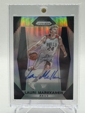 2017-18 Panini Prizm Lauri Markkanen Silver Rookie Autograph SP RC Utah Jazz