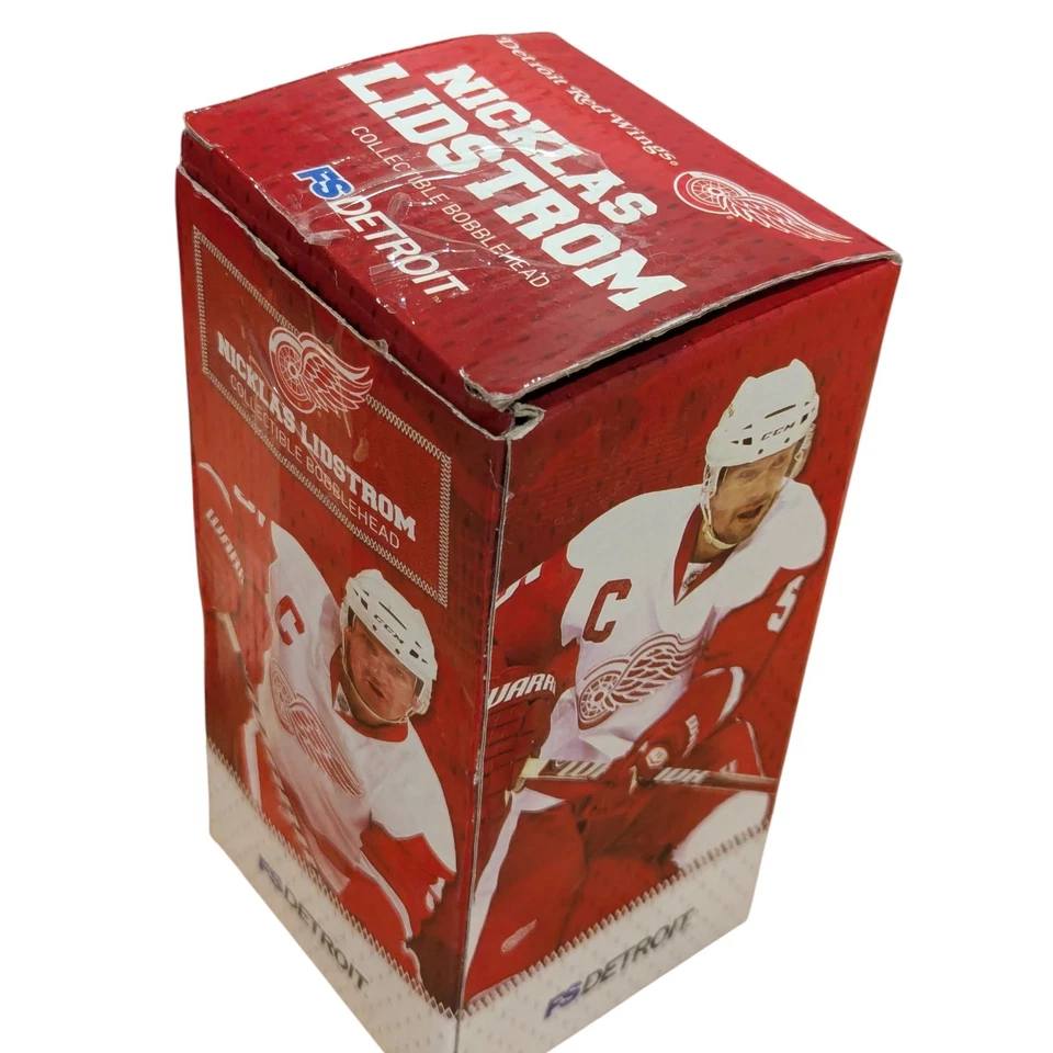 Nicklas Lidstrom Detroit Red Wings Bobblehead SGA 2012 NHL - Image 4 of 4