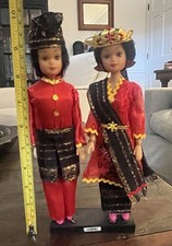 Vintage Jakarta Indonesia Dolls In Traditional Attire