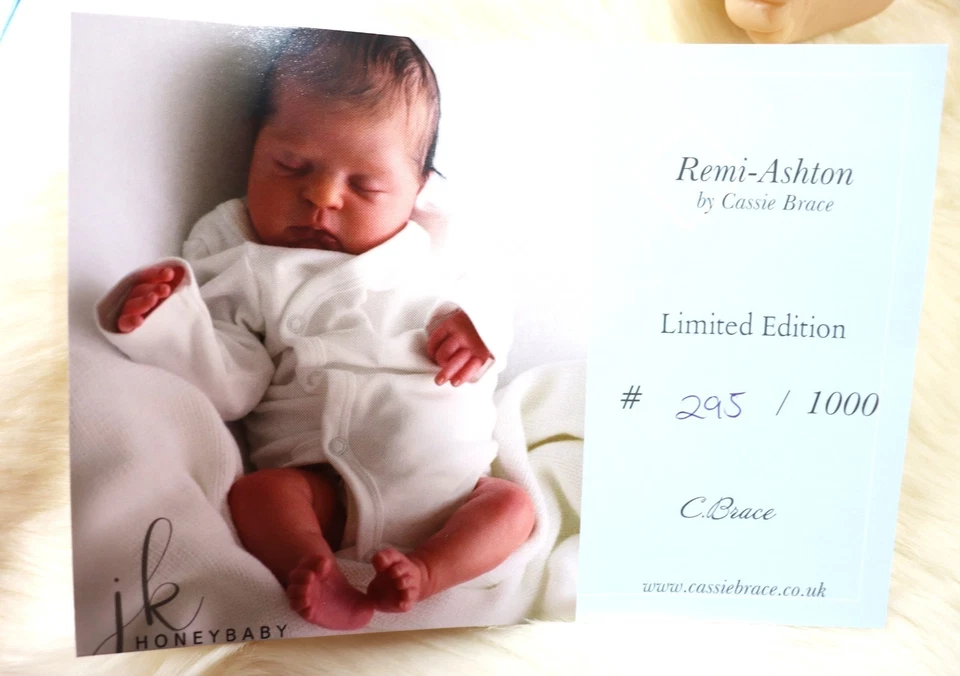 Esgotado Edição Limitada Remi-Ashton por Cassie Brace Kit Renascido #295/1000 - Imagem 3 de 4