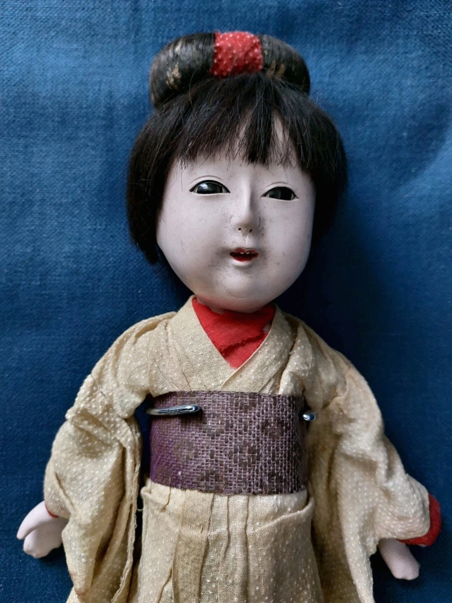 Antique wax doll/Magnifique Poupée Ancienne (Gebraucht) in Fribourg für