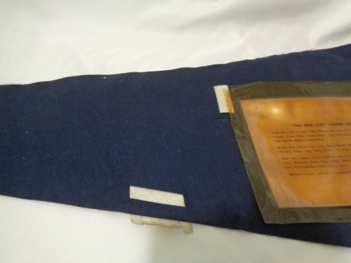 1964 NY Yankees Full Size Pennant Complete with Orig Team Pic and Year Sash - Picture 11 of 16