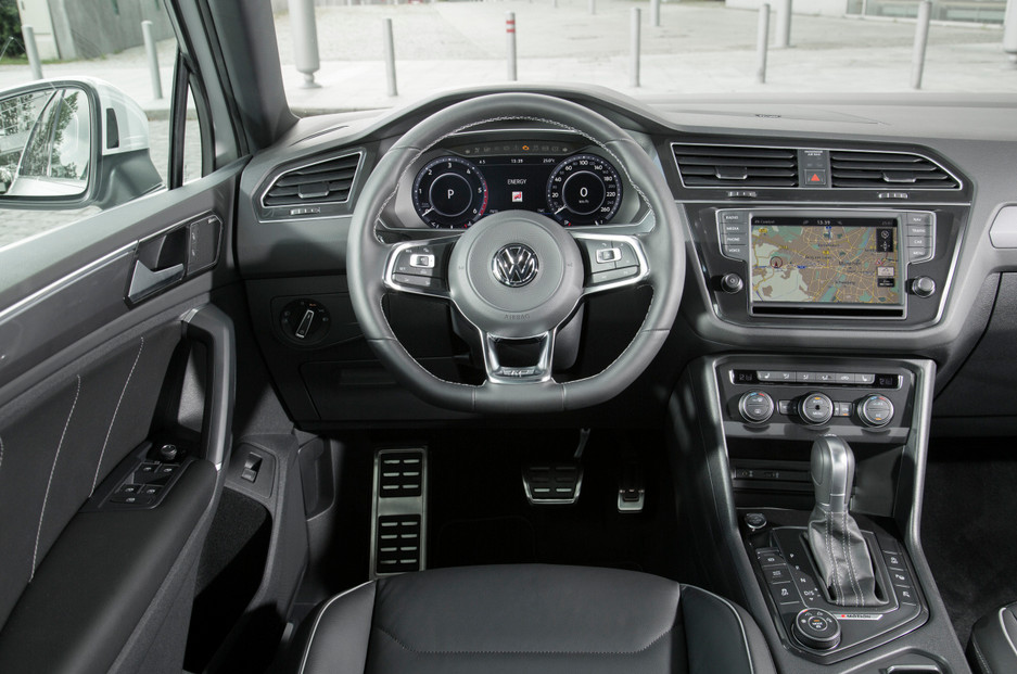 Pédalier alu VW Golf 7 antidérapant - Rénovez votre intérieur usé sans percer