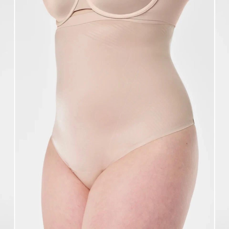 Tanga Spanx Thinstincts Forma 2.0 Invisible Cintura Alta Champagne Beige S Foto 2 de 4