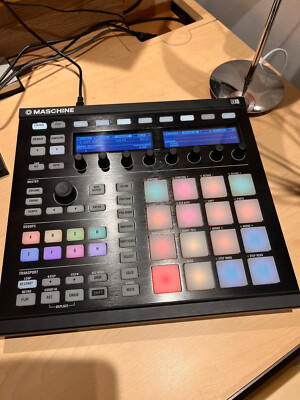 Native Instruments Maschine Mk2 Black In Excellent Condition, USB