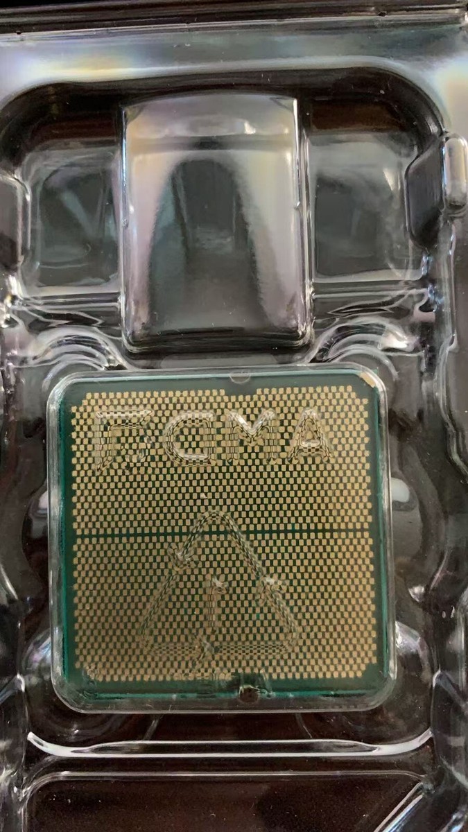 Used) AMD Ryzen 7 7800X3D 8-Core 16-Thread Socket AM5 CPU OEM Tray