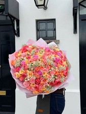 Sunset chelsea posy (rose, spray rose, carnation, gypsophila) - Mini