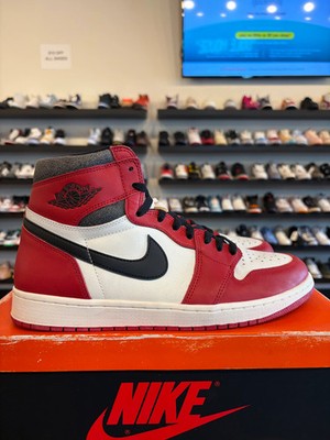 Air Jordan 1 Lost and Found Size 12 Pre-Owned DZ5485-612 Red White Chicago