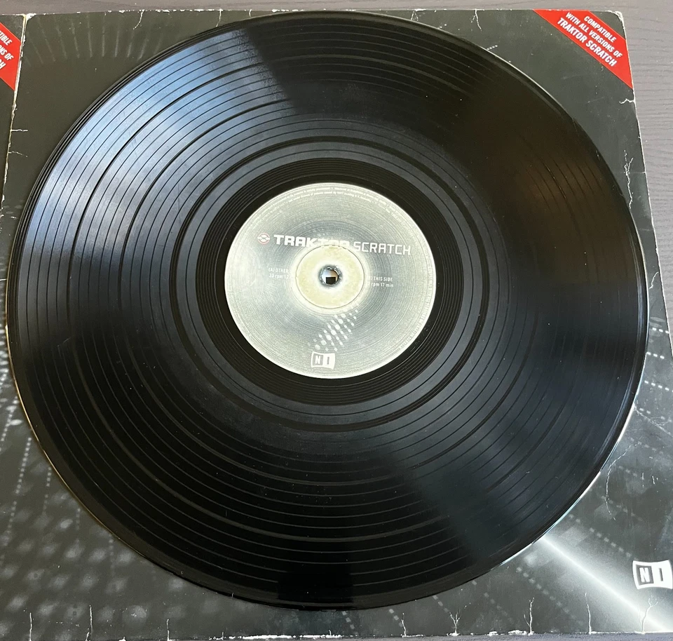 2 x TRAKTOR SCRATCH - CONTROL VINYL BLACK - NATIVE INSTRUMENTS - MK1 - RARE VGC - Image 3 of 4