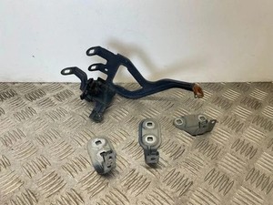 BMW 5 F10 Kotflügelhalter vorne rechts 2.00 Diesel 135kw 2013 21450333