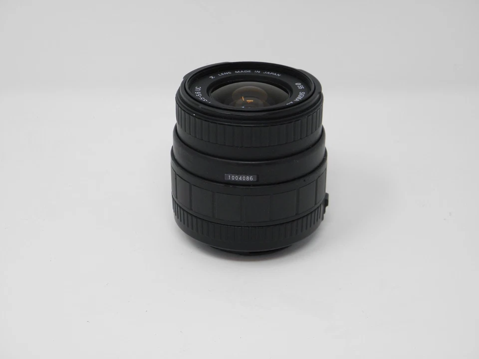 Sigma Zoom 24-70mm f/3.5-5.6 UC Aspherical Lens for Minolta Sony A Mount Japan - Image 3 of 4