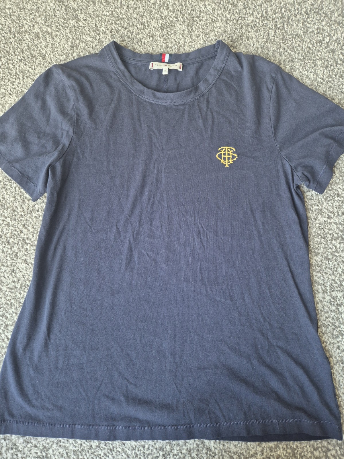 Tommy Hilfiger Essential Monogram T-Shirt - Navy Blue Medium Great Condition image 2