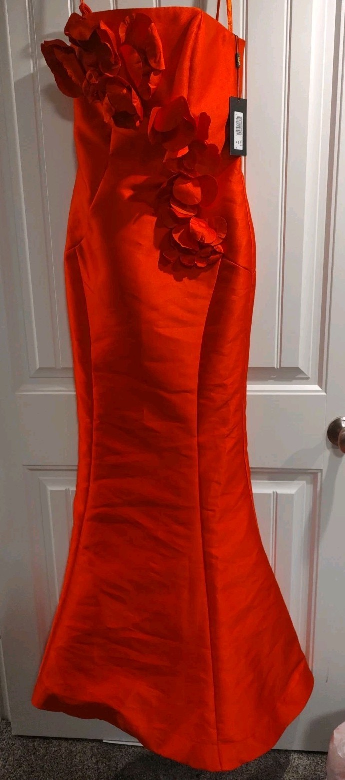 Terani Couture Red 3D Floral Strapless Mikado Column Evening Dress SZ:6 NWT