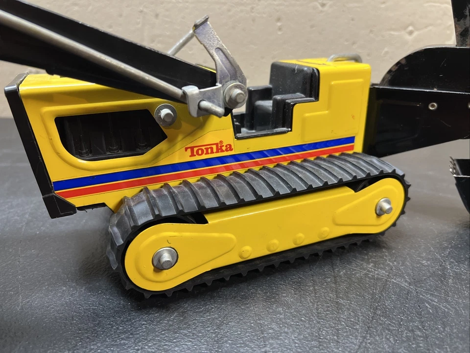 Vintage Metal Tonka 41242 Backhoe Front End Loader Construction Play Truck - Image 2 of 4