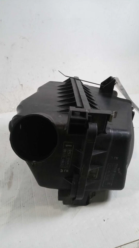 2008 SCION TC Air Cleaner Assembly OEM Maroon 2.4L 84K Miles NJ25-18349-457009 - Image 3 of 4