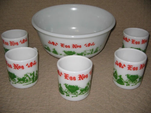 Vintage Hazel Atlas Milk Glass Egg Nog Christmas Bowl 5 Mugs Cups Punch Carriage