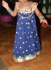 Desi Ethnic Embroidered Pakistani Indian Kids Girls Dress Gown Size 2-3 Year
